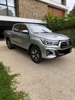 TOYOTA HILUX 2.8 SRX 4X4 CD 16V DIESEL 4P AUTOMÁTICO